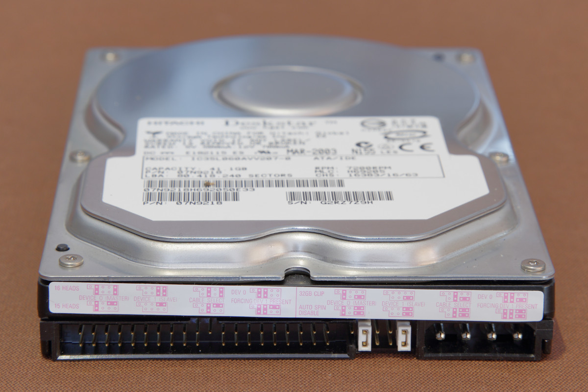 Hitachi / HGST IC35L060AVV207 (Bild 2)